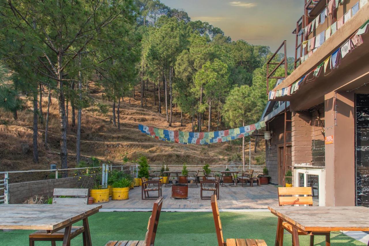 The Hillcrest Paradise Kasauli Exterior foto
