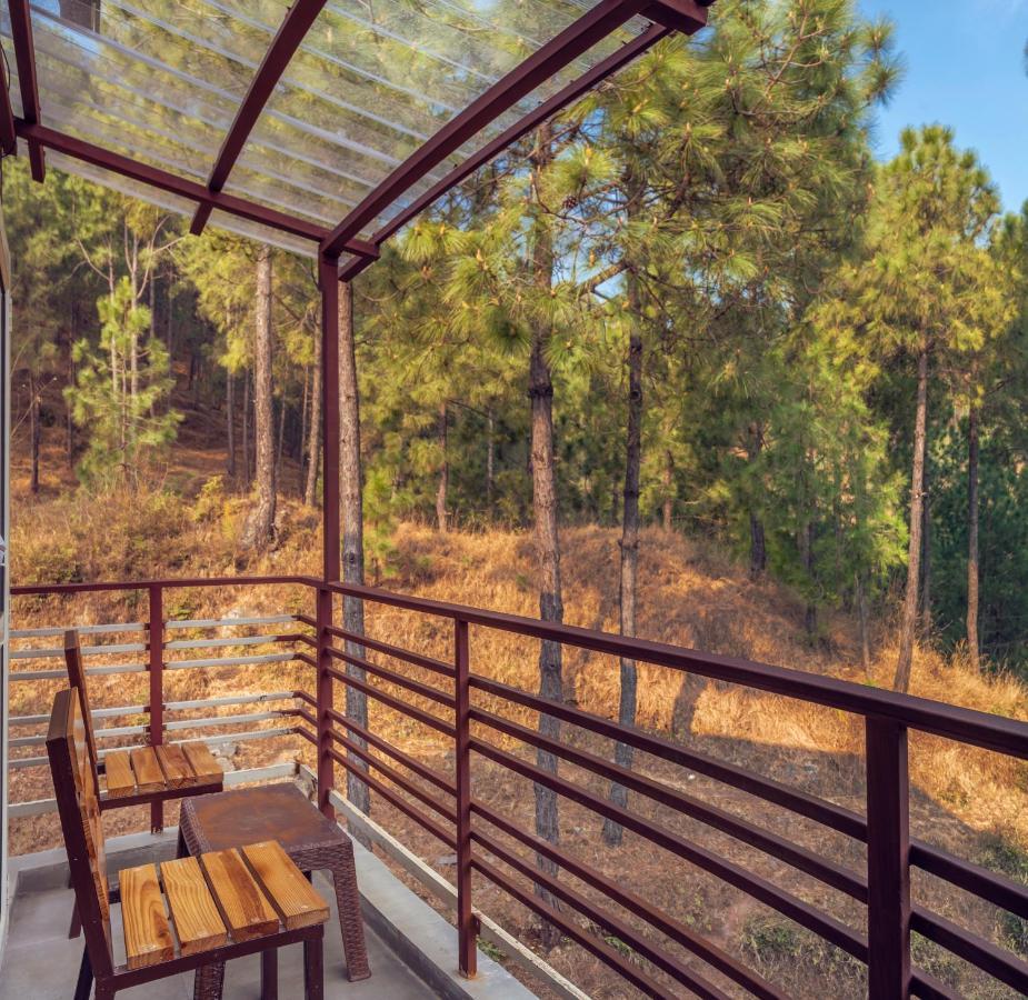 The Hillcrest Paradise Kasauli Exterior foto